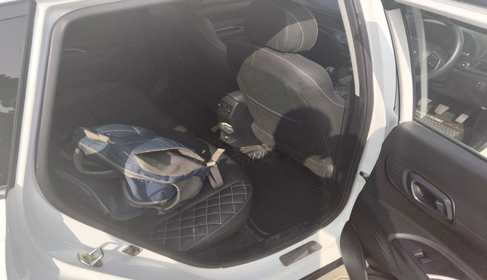 2022 Hyundai NEW I20 ASTA 1.2 MT, Petrol, Manual, 49,386 km, interior