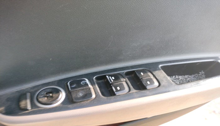 2015 Hyundai Grand i10 ASTA 1.1 CRDI, Diesel, Manual, 85,174 km, interior