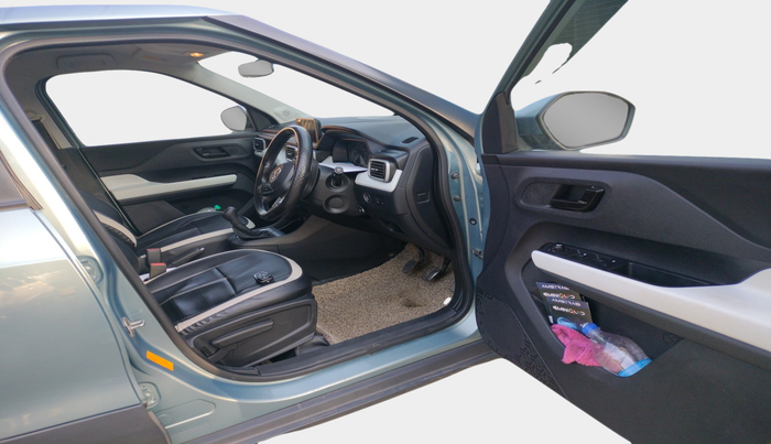 2022 Tata PUNCH ACCOMPLISHED MT, Petrol, Manual, 1,10,221 km, interior