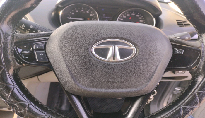 2018 Tata Tiago XZ PETROL, Petrol, Manual, 1,64,417 km, interior