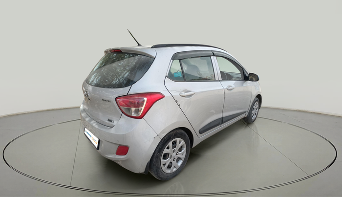 2016 Hyundai Grand i10 SPORTZ 1.1 CRDI, Diesel, Manual, 8,90,000 km, exterior
