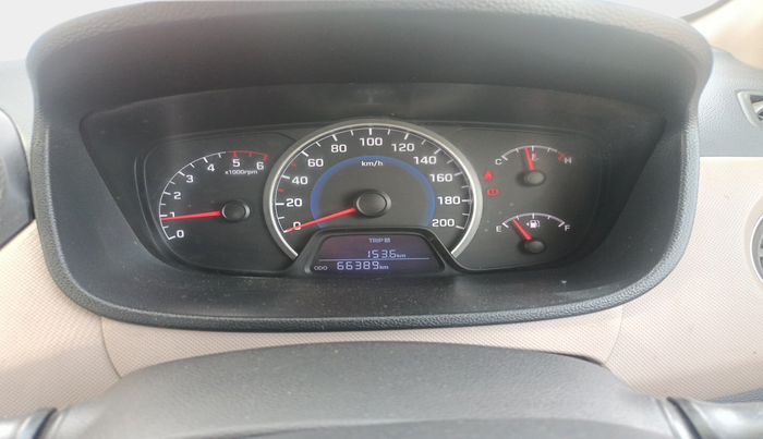 2016 Hyundai Grand i10 SPORTZ 1.1 CRDI, Diesel, Manual, 8,90,000 km, interior