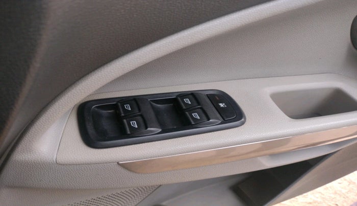 2016 Ford Ecosport TITANIUM 1.5L DIESEL, Diesel, Manual, 1,22,705 km, interior