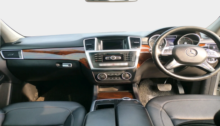 2015 Mercedes Benz Ml Class 250 CDI, Diesel, Automatic, 1,17,500 km, interior