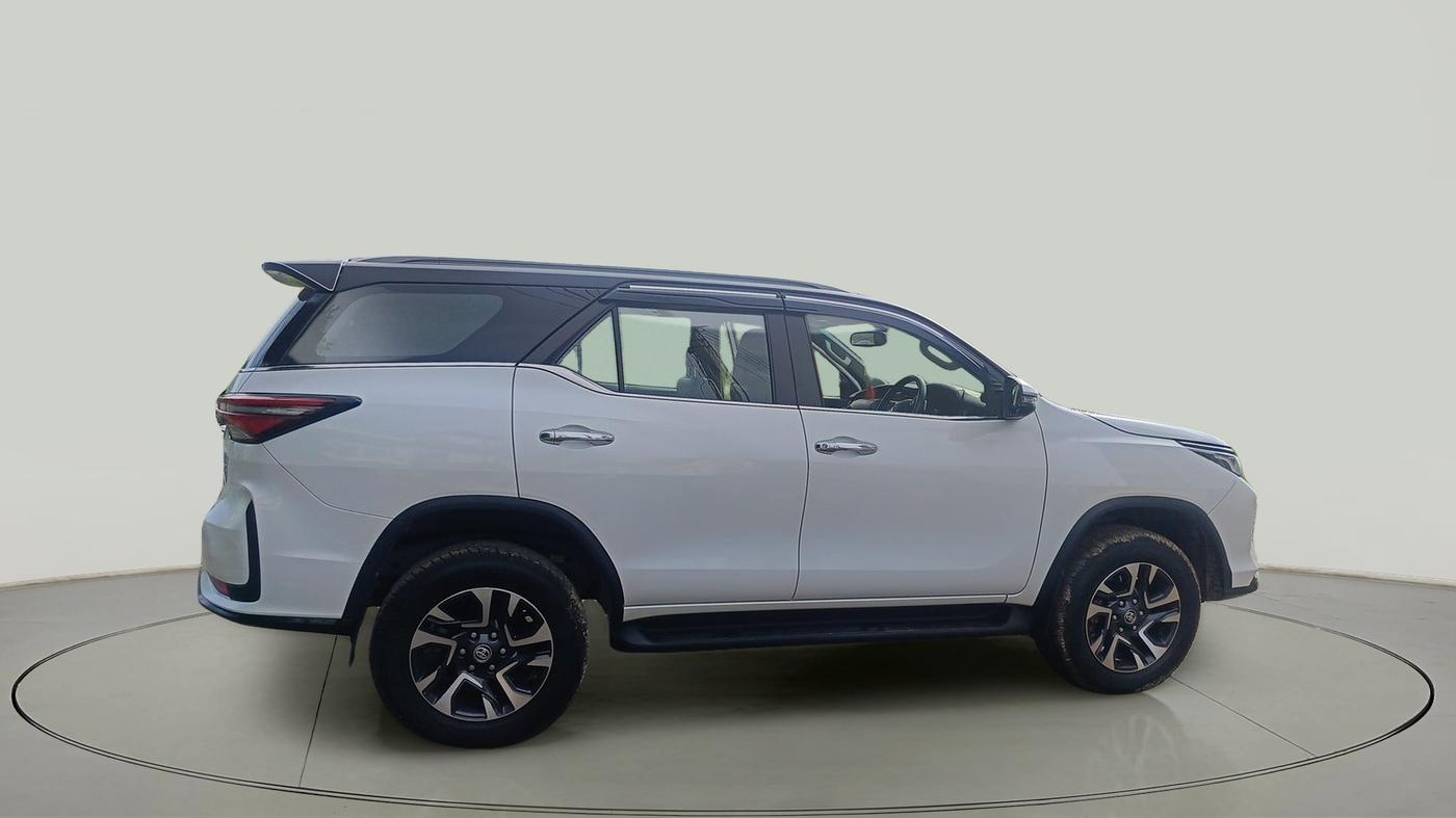 2023 Toyota Fortuner 4X4 AT 2.8 LEGENDER, Diesel, Automatic, 35,568 km, exterior