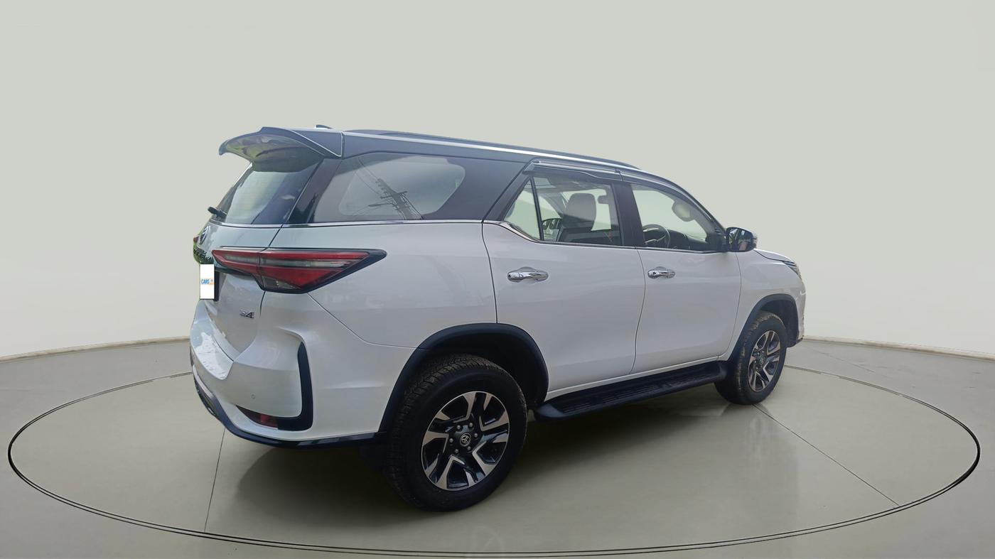 2023 Toyota Fortuner 4X4 AT 2.8 LEGENDER, Diesel, Automatic, 35,568 km, exterior