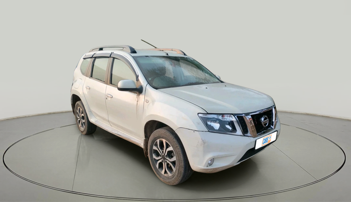 2014 Nissan Terrano XL O (D), Diesel, Manual, 1,03,430 km, exterior