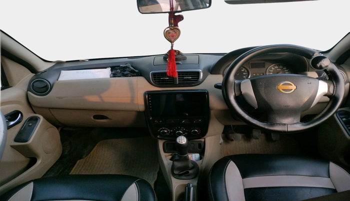 2014 Nissan Terrano XL O (D), Diesel, Manual, 1,03,430 km, interior