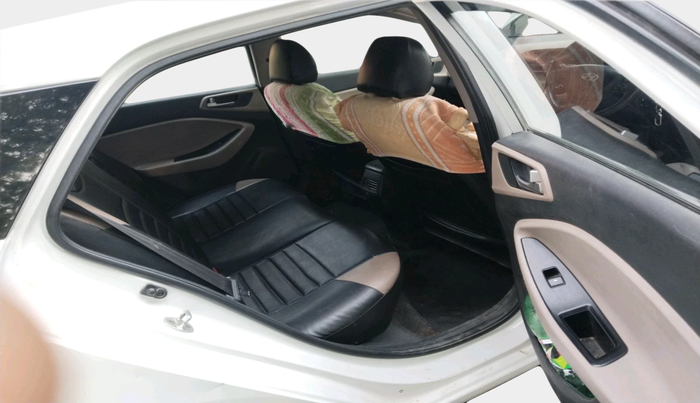 2016 Hyundai Elite i20 MAGNA 1.4 CRDI, Diesel, Manual, 1,03,414 km, interior