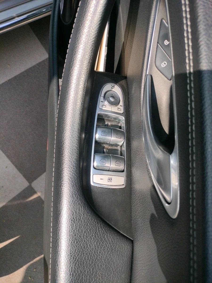 2020 Mercedes Benz E Class E 220 D, Diesel, Automatic, 74,945 km, interior