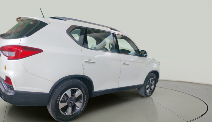 2019 Mahindra ALTURAS G4 4WD AT, Diesel, Automatic, 1,64,026 km, exterior