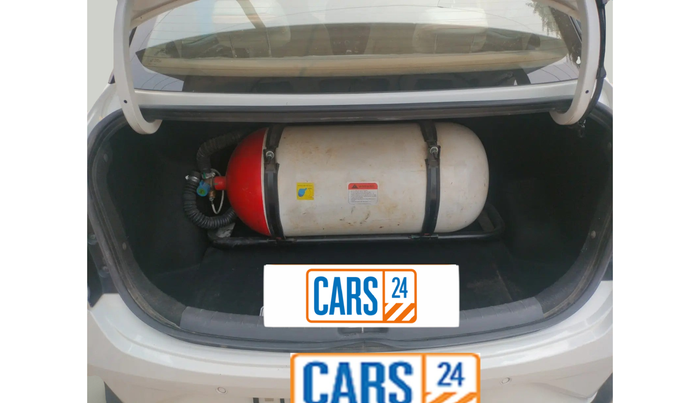 2021 Hyundai AURA S 1.2 CNG, Petrol, Manual, 1,06,447 km, exterior