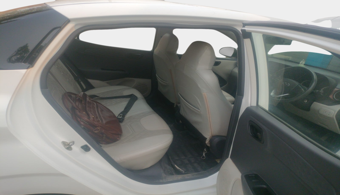 2021 Hyundai AURA S 1.2 CNG, Petrol, Manual, 1,06,447 km, interior