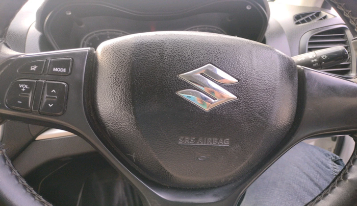 2020 Maruti Vitara Brezza VXI, Petrol, Manual, 63,851 km, interior