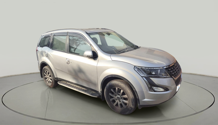 2021 Mahindra XUV500 W9, Diesel, Manual, 59,111 km, exterior