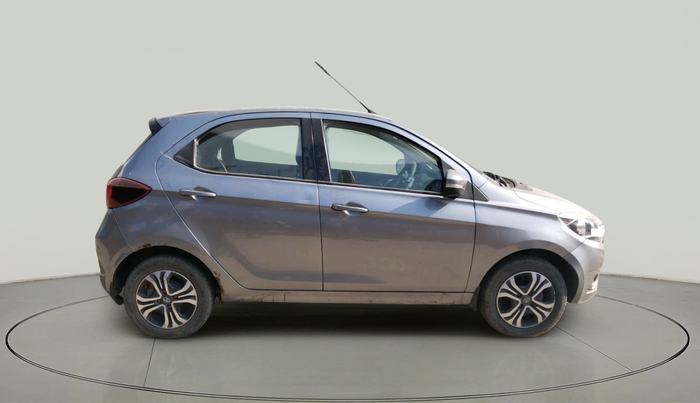2018 Tata Tiago XZ PETROL, Petrol, Manual, 1,23,227 km, exterior