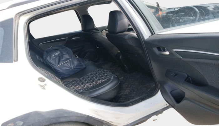 2017 Honda WR-V 1.5L I-DTEC VX MT, Diesel, Manual, 1,05,827 km, interior