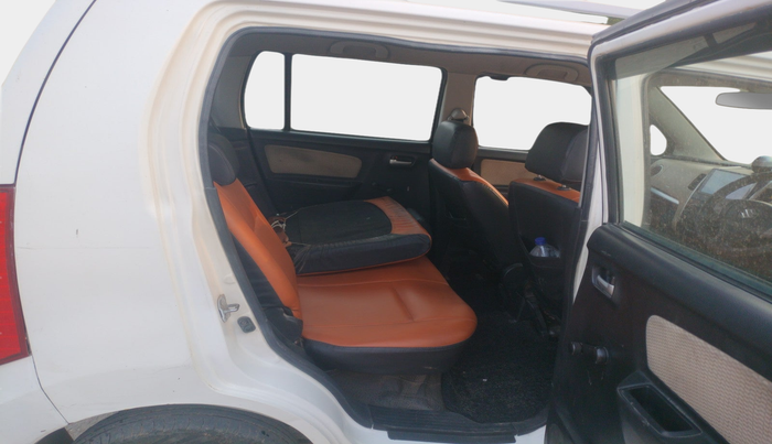 2017 Maruti Wagon R 1.0 LXI CNG, Petrol, Manual, 1,76,177 km, interior