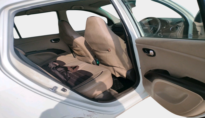 2011 Hyundai i10 SPORTZ 1.2 AT, Petrol, Automatic, 1,05,553 km, interior