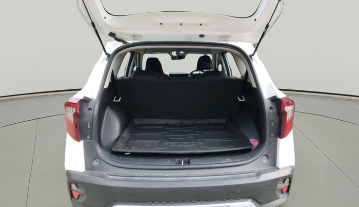 2024 KIA SELTOS  HTE 1.5 PETROL MT, Petrol, Manual, 17,708 km, exterior