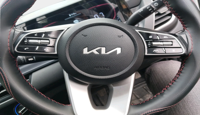 2024 KIA SELTOS  HTE 1.5 PETROL MT, Petrol, Manual, 17,708 km, interior