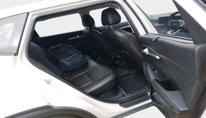 2024 KIA SELTOS  HTE 1.5 PETROL MT, Petrol, Manual, 17,708 km, interior