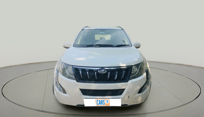 2016 Mahindra XUV500 W10, Diesel, Manual, 2,06,202 km, exterior