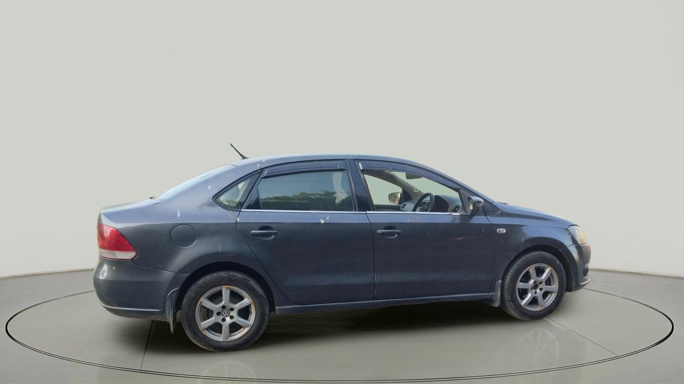 2013 Volkswagen Vento HIGHLINE 1.6 MPI, Petrol, Manual, 1,52,609 km, exterior