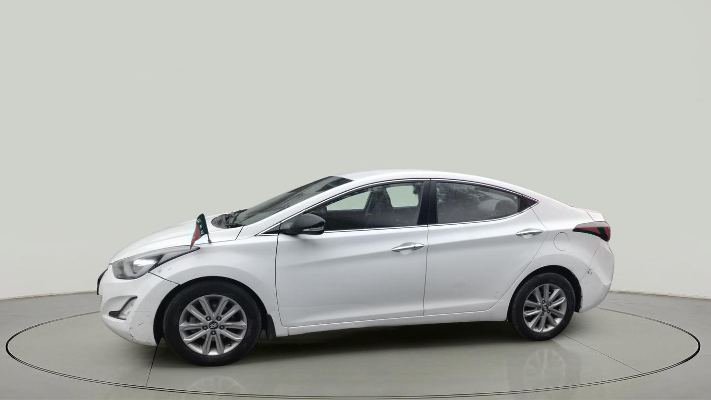 2015 Hyundai New Elantra 1.6 SX AT DIESEL, Diesel, Automatic, 1,50,469 km, exterior