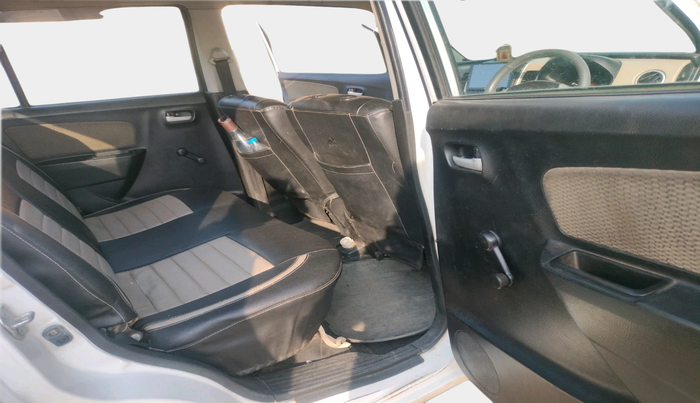 2015 Maruti Wagon R 1.0 LXI, Petrol, Manual, 1,26,102 km, interior