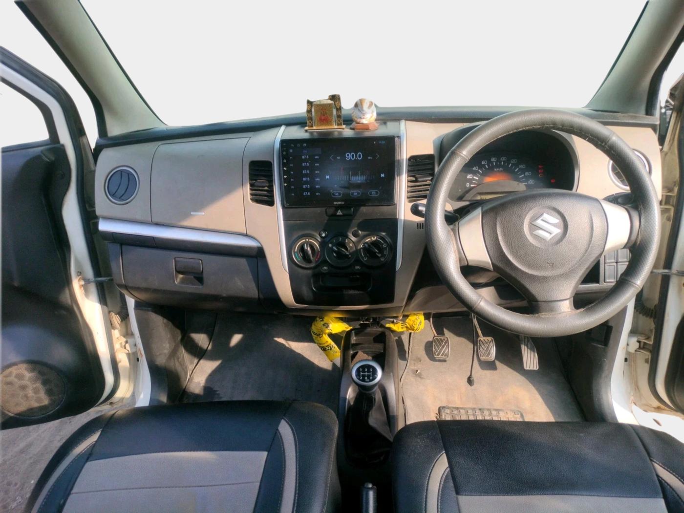2015 Maruti Wagon R 1.0 LXI, Petrol, Manual, 1,26,102 km, interior