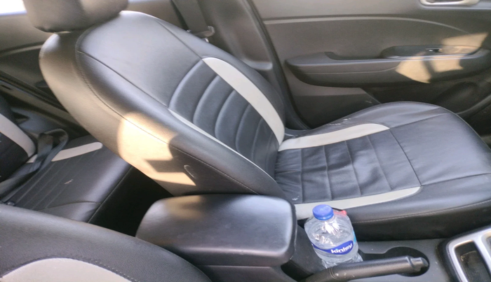 2020 Hyundai VENUE S 1.4 CRDI, Diesel, Manual, 1,34,912 km, interior