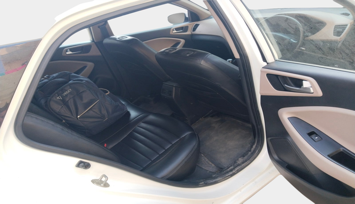 2019 Hyundai Elite i20 SPORTZ PLUS 1.2, Petrol, Manual, 56,625 km, interior