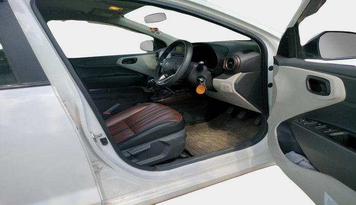 2024 Hyundai AURA S 1.2 CNG, Petrol, Manual, 31,122 km, interior