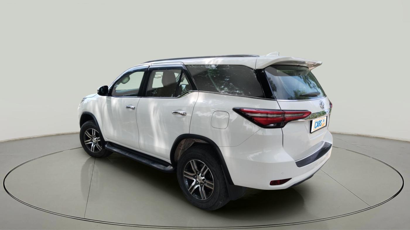 2023 Toyota Fortuner 4X2 AT 2.8 DIESEL, Diesel, Automatic, 38,121 km, exterior