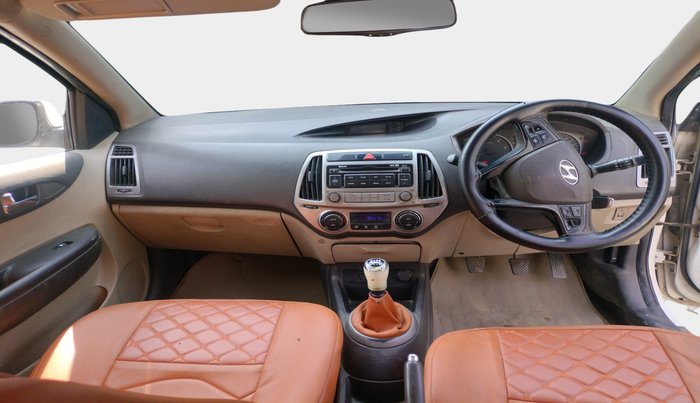 2013 Hyundai i20 SPORTZ 1.4 CRDI, Diesel, Manual, 1,20,538 km, interior