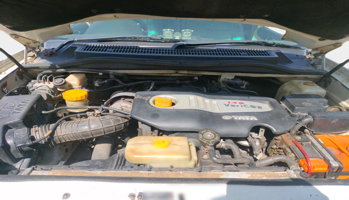 2013 Tata Safari 4X2 LX DICOR, Diesel, Manual, 1,10,450 km, exterior