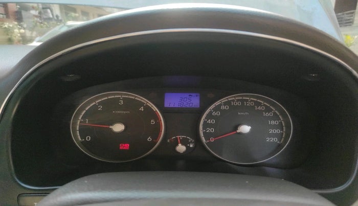 2011 Hyundai Verna TRANSFORM 1.5 SX CRDI, Diesel, Manual, 1,11,820 km, interior