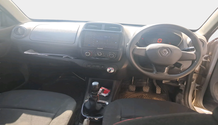2017 Renault Kwid RXT 0.8, Petrol, Manual, 1,00,180 km, interior
