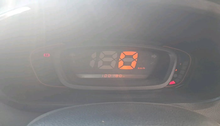 2017 Renault Kwid RXT 0.8, Petrol, Manual, 1,00,180 km, interior