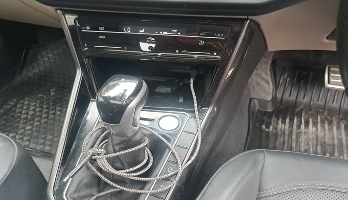 2024 Volkswagen VIRTUS GT PLUS TSI 1.5 EVO DSG, Petrol, Automatic, 21,321 km, interior