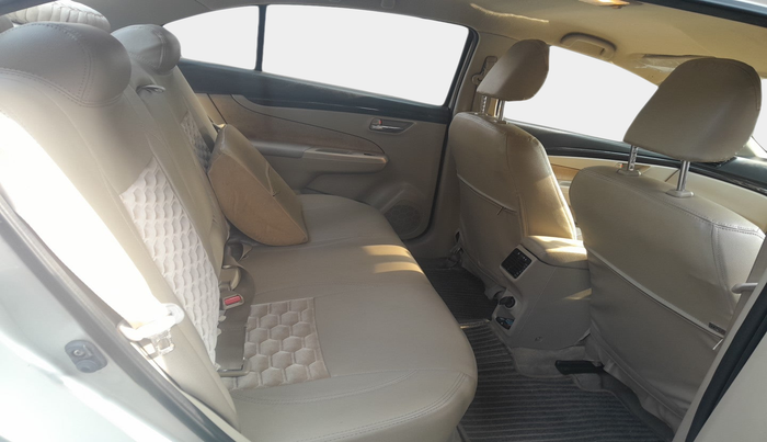 2015 Maruti Ciaz VXI, Petrol, Manual, 55,261 km, interior