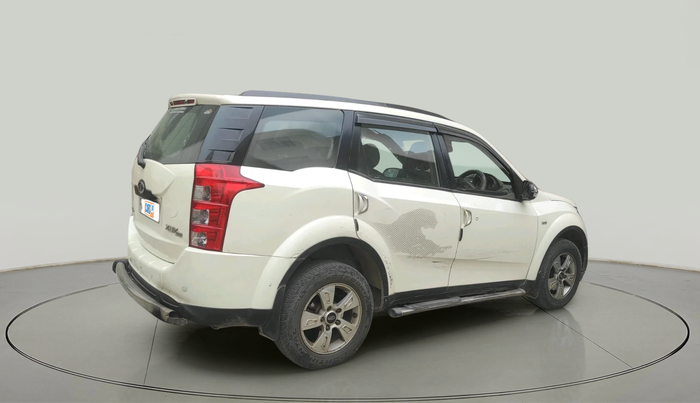 2013 Mahindra XUV500 W8, Diesel, Manual, 1,43,675 km, exterior