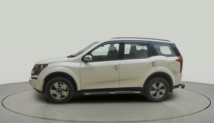 2013 Mahindra XUV500 W8, Diesel, Manual, 1,43,675 km, exterior