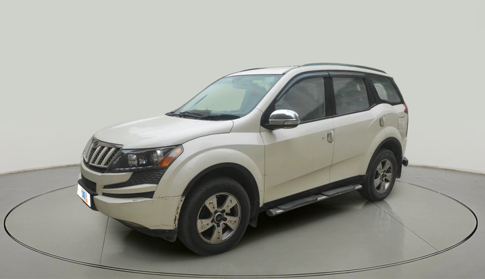 2013 Mahindra XUV500 W8, Diesel, Manual, 1,43,675 km, exterior