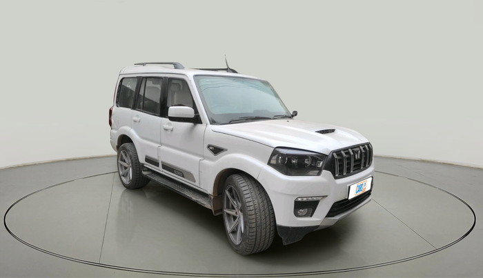 2024 Mahindra SCORPIO CLASSIC S11 MT 7S CC, Diesel, Manual, 23,367 km, exterior
