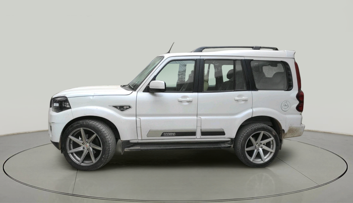 2024 Mahindra SCORPIO CLASSIC S11 MT 7S CC, Diesel, Manual, 23,367 km, exterior