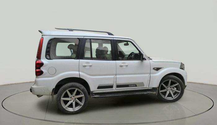 2024 Mahindra SCORPIO CLASSIC S11 MT 7S CC, Diesel, Manual, 23,367 km, exterior