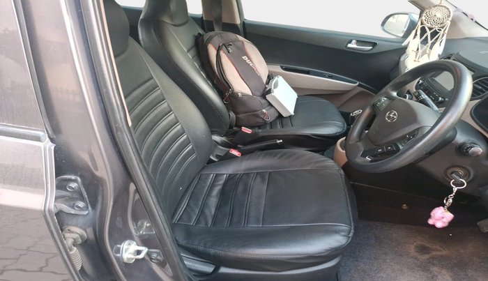 2017 Hyundai Grand i10 SPORTZ (O) 1.2 KAPPA VTVT, Petrol, Manual, 95,802 km, interior