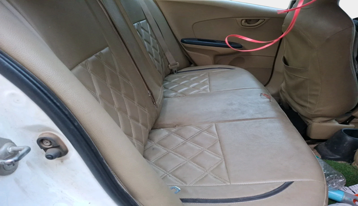 2014 Honda Amaze 1.5L I-DTEC S, Diesel, Manual, 1,16,670 km, interior